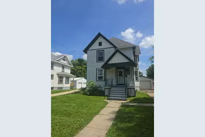 215 N Main St, Reeseville, WI 53579 - Photo 1