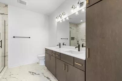 W251N2385  Valleyview Cir, Pewaukee, WI 53072 - Photo 16