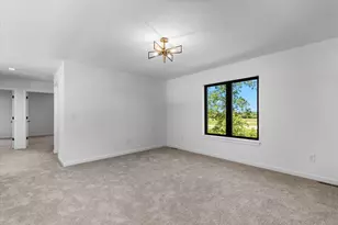 W251N2385 Valleyview Cir, Pewaukee, WI 53072 - Photo 22