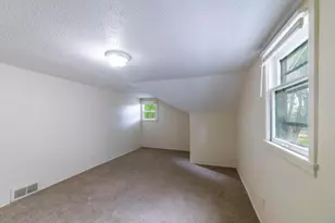 2222 N 51st St, Milwaukee, WI 53208 - Photo 16