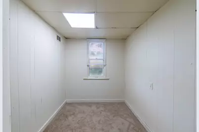 2222 N 51st St, Milwaukee, WI 53208 - Photo 14