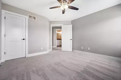 N66W15730  Fox Meadow Dr, Menomonee Falls, WI 53051 - Photo 34