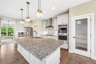 N66W15730 Fox Meadow Dr, Menomonee Falls, WI 53051 - Photo 12