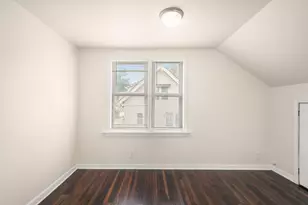 2154 S 86th St, West Allis, WI 53227 - Photo 14