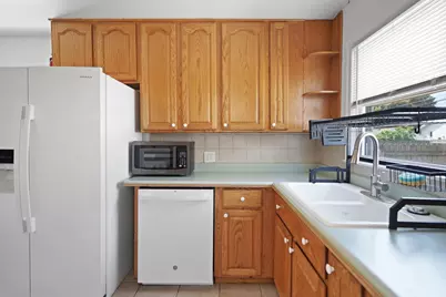 7018  31st Ave, Kenosha, WI 53142 - Photo 10
