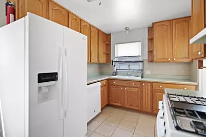 7018  31st Ave, Kenosha, WI 53142 - Photo 8