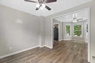5676 N 43rd St, Milwaukee, WI 53209 - Photo 8