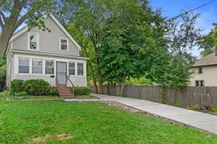 5676 N 43rd St, Milwaukee, WI 53209 - Photo 26