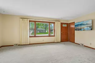 N92W16938 Roger Ave, Menomonee Falls, WI 53051 - Photo 30