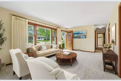N92W16938  Roger Ave, Menomonee Falls, WI 53051 - Photo 6