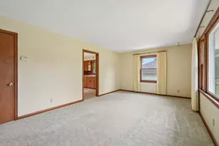 N92W16938 Roger Ave, Menomonee Falls, WI 53051 - Photo 32
