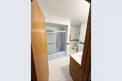 11028 W Daphne St, Milwaukee, WI 53224 - Photo 18