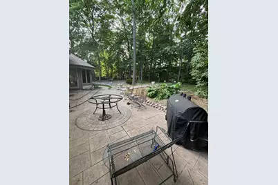11028 W Daphne St, Milwaukee, WI 53224 - Photo 6