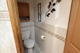 11028 W Daphne St, Milwaukee, WI 53224 - Photo 14