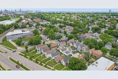 2826 S Chase Ave, Milwaukee, WI 53207 - Photo 18