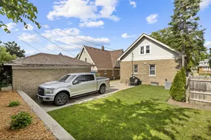2360 N 60th St, Milwaukee, WI 53210 - Photo 22