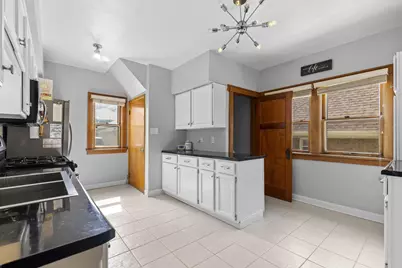 2360 N 60th St, Milwaukee, WI 53210 - Photo 12