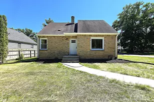 3215 W Oriole Dr, Milwaukee, WI 53209 - Photo 36