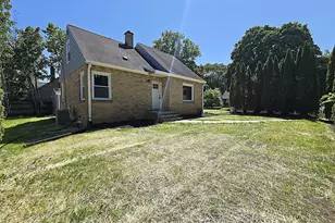 3215 W Oriole Dr, Milwaukee, WI 53209 - Photo 30