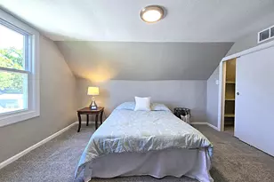 3215 W Oriole Dr, Milwaukee, WI 53209 - Photo 20