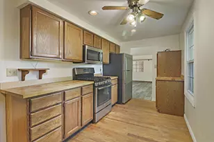 N6592 Lorraine Rd, Richmond, WI 53115 - Photo 6