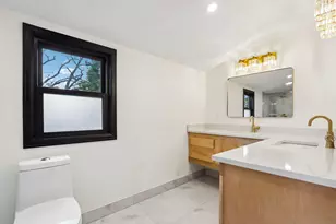 S94W14508 Groveway Ln, Muskego, WI 53150 - Photo 34