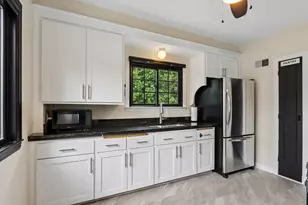S94W14508 Groveway Ln, Muskego, WI 53150 - Photo 8