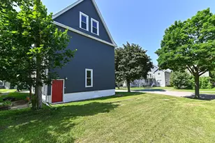 400 E Garfield Ave, Milwaukee, WI 53212 - Photo 36