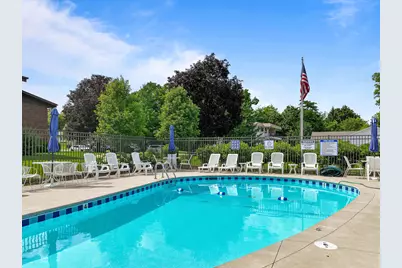 1250  Wisconsin St #209B, Lake Geneva, WI 53147 - Photo 2
