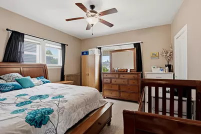 1210  Hamilton St, Manitowoc, WI 54220 - Photo 10