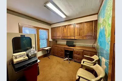 3552 E Layton Ave, Cudahy, WI 53110 - Photo 4
