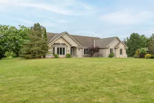 S88W34777 Nesting Ln, Eagle, WI 53119 - Photo 74