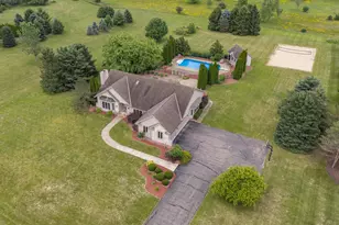 S88W34777 Nesting Ln, Eagle, WI 53119 - Photo 70