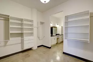 226 N Water St, Milwaukee, WI 53202 - Photo 8