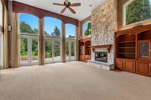 3230 Fordham Ct, Brookfield, WI 53005 - Photo 4