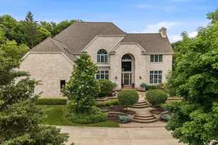 3230 Fordham Ct, Brookfield, WI 53005 - Photo 2