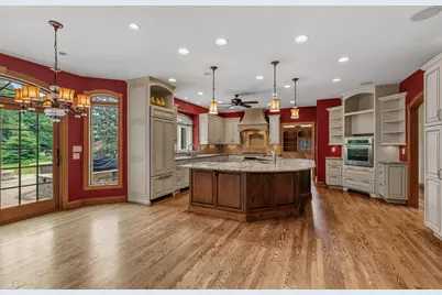 3230  Fordham Ct, Brookfield, WI 53005 - Photo 18
