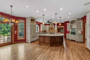 3230 Fordham Ct, Brookfield, WI 53005 - Photo 18