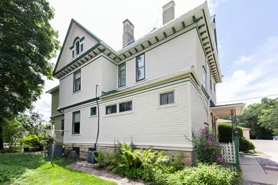 622 W Main St, Whitewater, WI 53190 - Photo 40