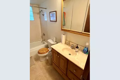5626 N 77th St #5628, Milwaukee, WI 53218 - Photo 8