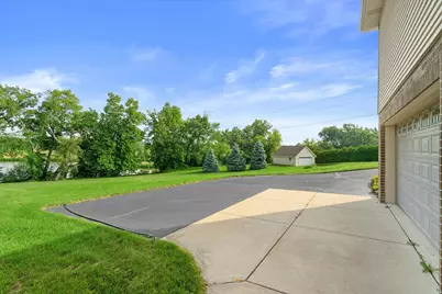 S94W2360  Kunzendorf Ct, Vernon, WI 53103 - Photo 48