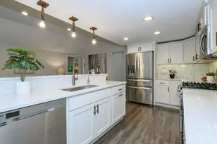 W344S10664 Island View Ln, Eagle, WI 53149 - Photo 14