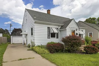 7821  22nd Ave, Kenosha, WI 53143 - Photo 2
