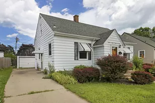 7821 22nd Ave, Kenosha, WI 53143 - Photo 2