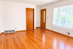 3438 9th Ave, Racine, WI 53402 - Photo 2