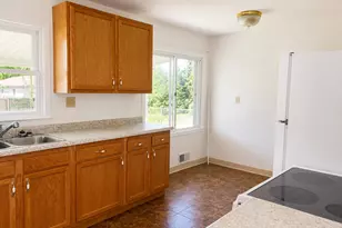 3438 9th Ave, Racine, WI 53402 - Photo 6