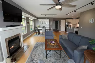 5128 W Bluemound Rd, Milwaukee, WI 53208 - Photo 6