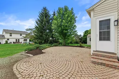4703 W Forest Hill Ave, Franklin, WI 53132 - Photo 36
