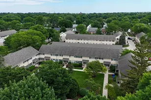 4918 N Shoreland Ave, Whitefish Bay, WI 53217 - Photo 16