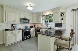 14 Virginia St, Racine, WI 53405 - Photo 8
